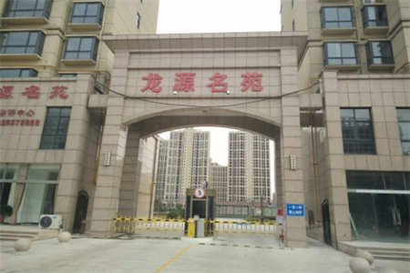 密州樱花国际3室2厅2卫106万，带33平车库127m2出售